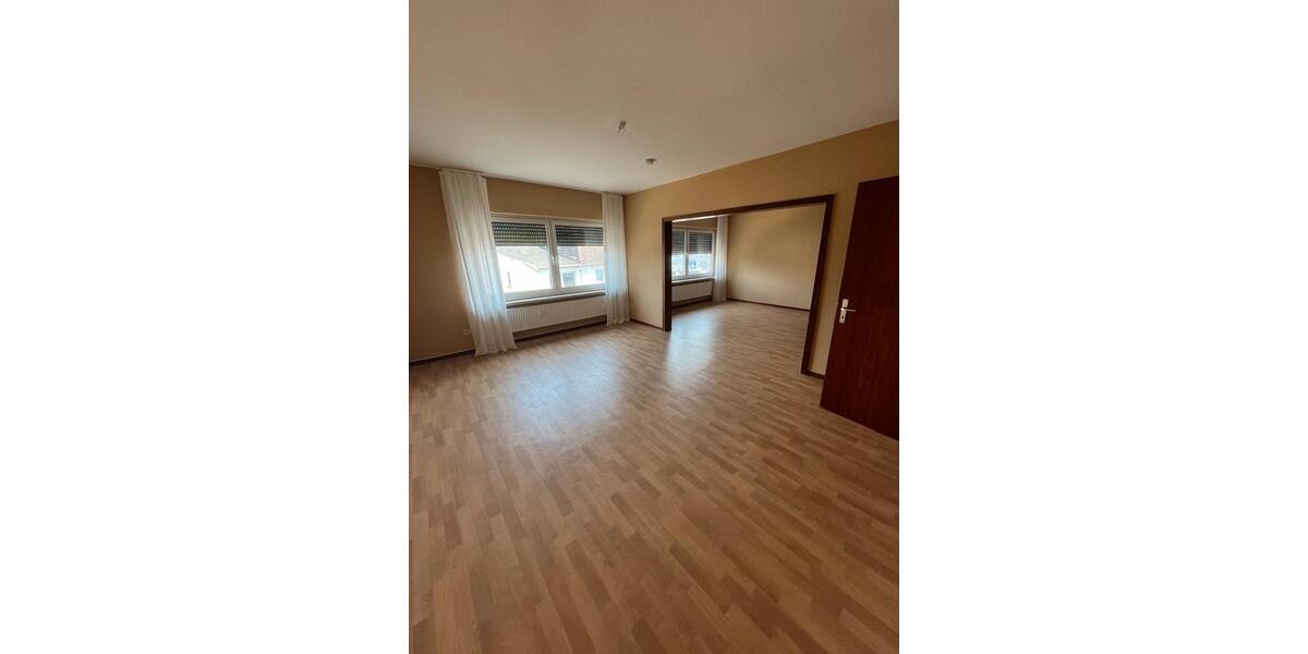 Etagenwohnung Biedenkopf - 3 Zimmer, 85 m&sup2;, 680&euro; | Angebot:26227369