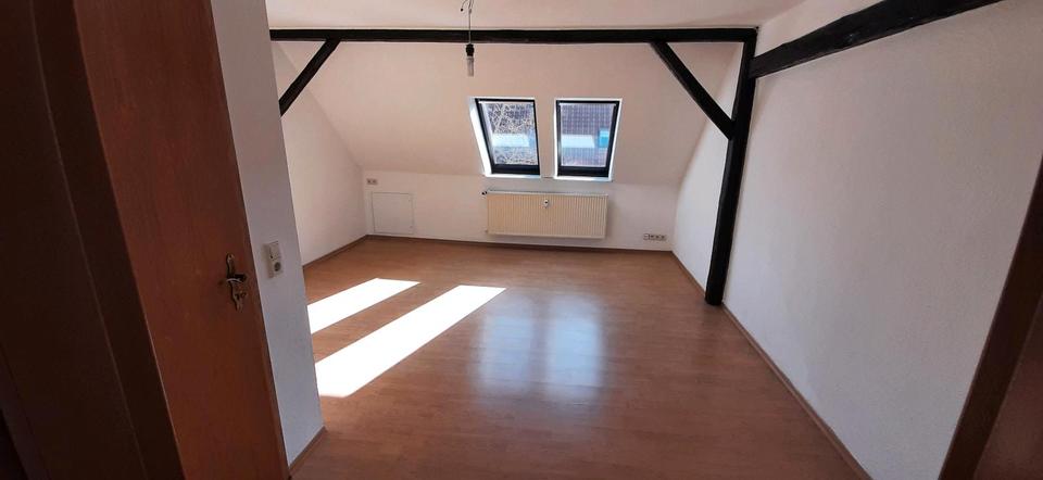 Dachgeschoßwohnung Köthen (Anhalt) - 1 Zimmer, 34 m&sup2;, 238&euro; | Angebot:26341165