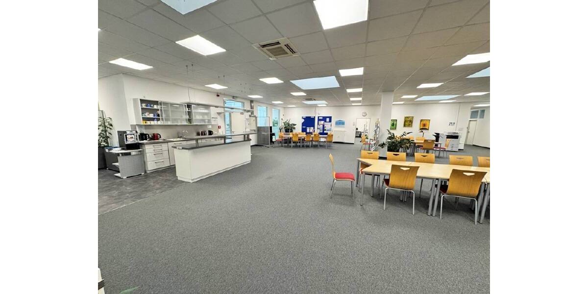 Gewerbeobjekt Weingarten Wiesenhof - 8.090&euro; | Angebot:24113928