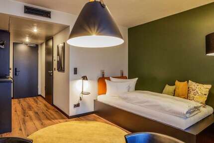 Wohnen auf Zeit in Freiburg im Breisgau 1.320 € 1 zimmer