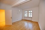 Kernsanierte Altbauetage in absoluter Innenstadtlage