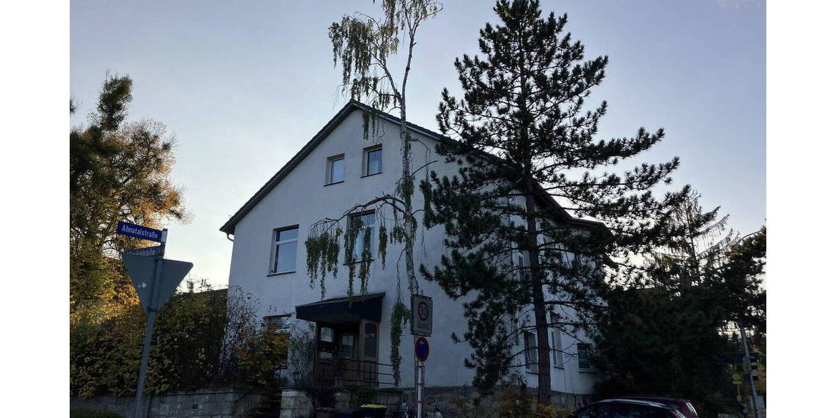 Etagenwohnung Kassel Harleshausen - 5 Zimmer, 145 m&sup2;, 1.380&euro; | Angebot:26170957