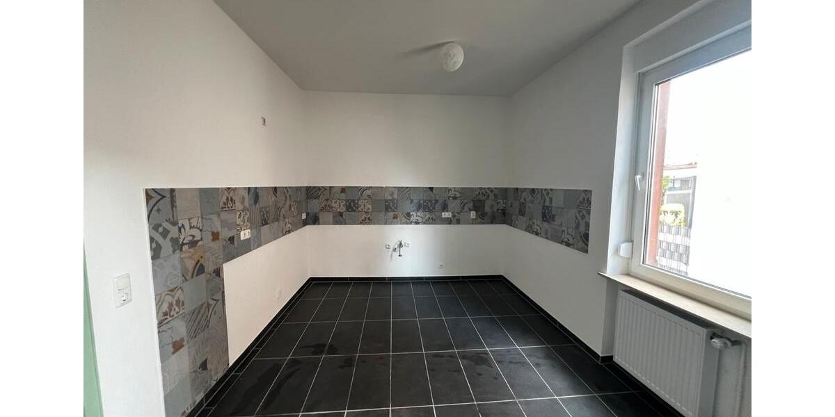 Einfamilienhaus Münster (Hessen) - 9 Zimmer, 180 m&sup2;, 2.450&euro; | Angebot:21530701