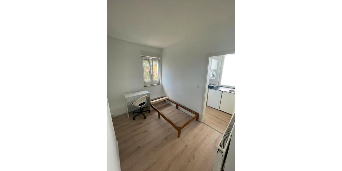 Etagenwohnung Esslingen am Neckar - 1 Zimmer, 15 m&sup2;, 620&euro; | Angebot:26581368