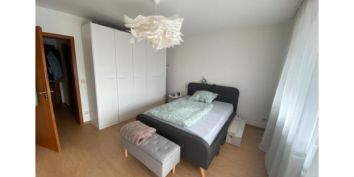 Einfamilienhaus Bad Pyrmont - 3 Zimmer, 120 m&sup2;, 770&euro; | Angebot:23902827