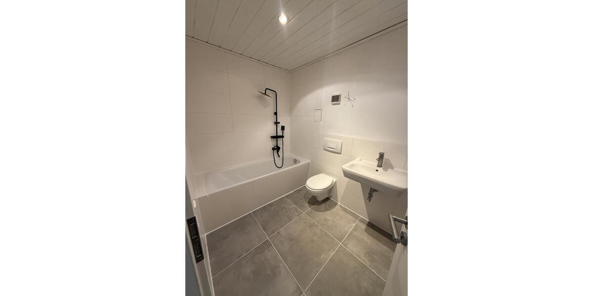 Etagenwohnung Kahla - 2.5 Zimmer, 68 m&sup2;, 650&euro; | Angebot:26575969