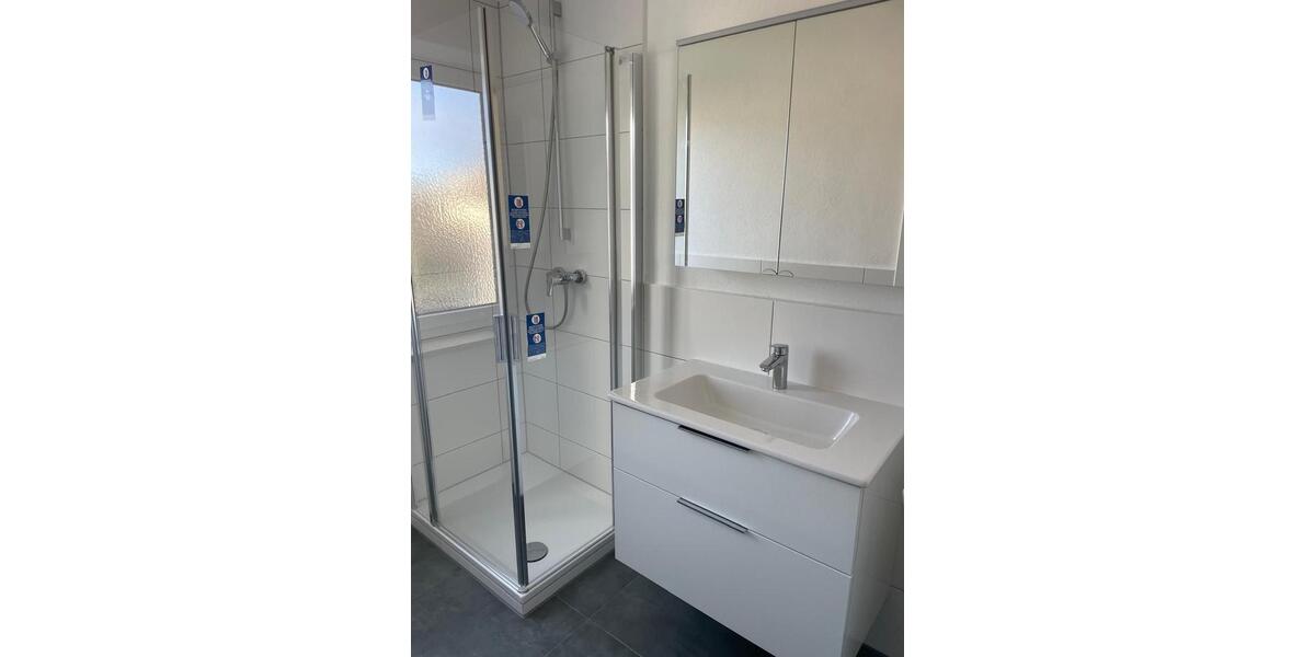 Möbl. 12m2 Zi. in 3er-berufstätigen-WG in München-Sendling 15.01 5 zimmer