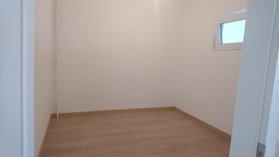 Etagenwohnung Perleberg - 1.5 Zimmer, 50 m&sup2;, 350&euro; | Angebot:26633856