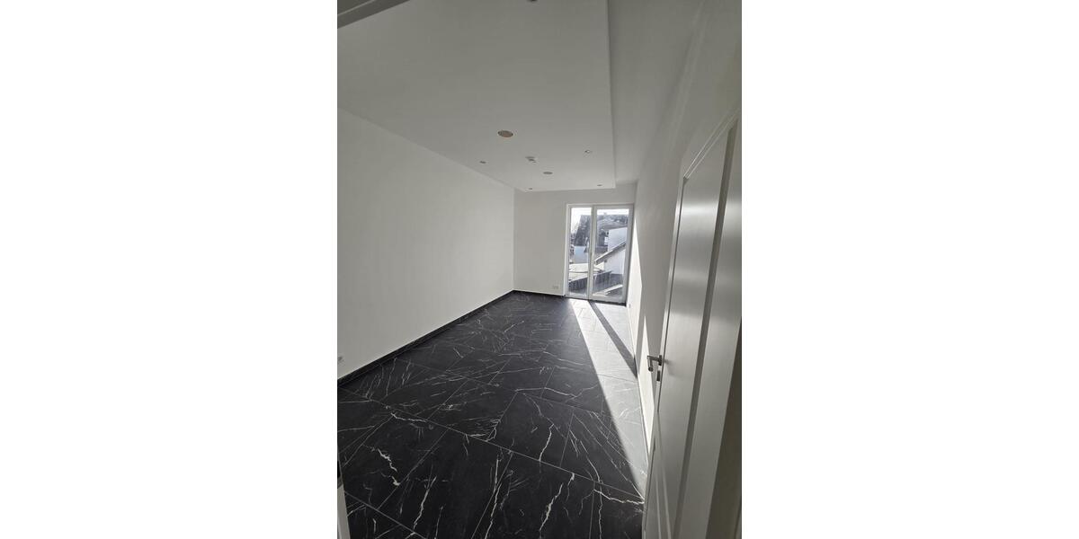 Doppelhaushälfte Halle (Saale) Damaschkestraße - 5 Zimmer, 200 m&sup2;, 2.000&euro; | Angebot:26577877