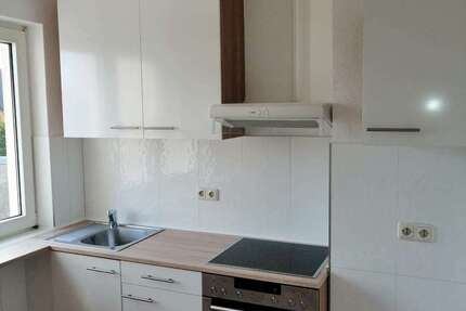 Wohnung Neumünster Innenstadt - 3 Zimmer, 73 m&sup2;, 735&euro; | Angebot:22028745