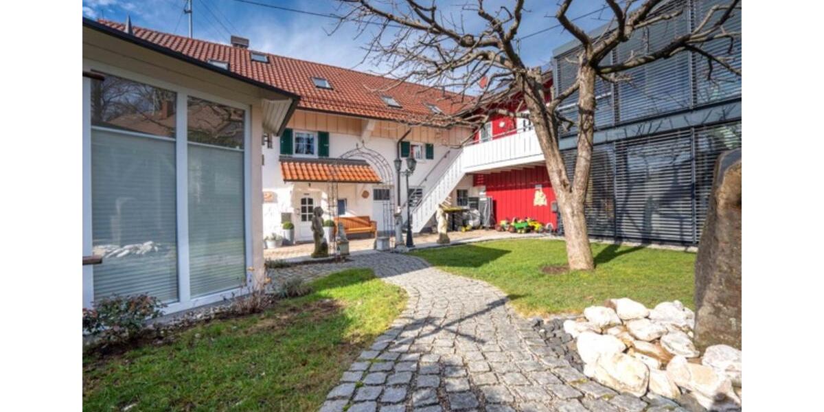 Maisonettenwohnung Markt Rettenbach - 7 Zimmer, 200 m&sup2;, 1.800&euro; | Angebot:23639275