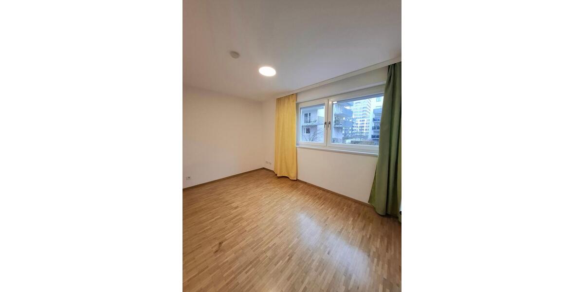 Erdgeschoßwohnung Frankfurt am Main Gallus - 4 Zimmer, 110 m&sup2;, 2.100&euro; | Angebot:23845641