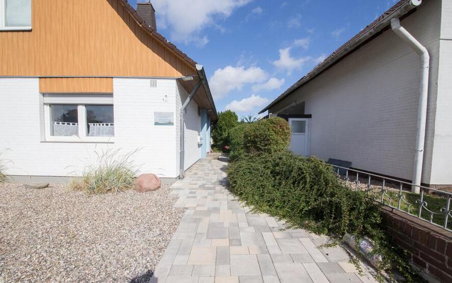 reserviert - Renovierte Dachgeschosswohnung zimmer