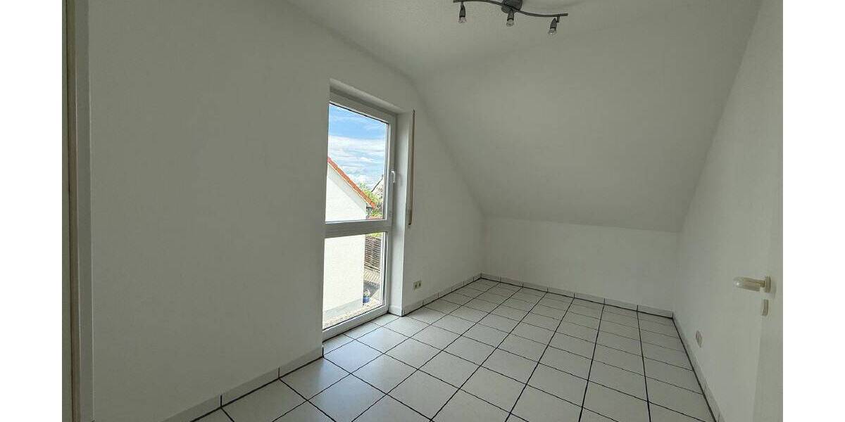 Doppelhaushälfte Montabaur Horressen - 4 Zimmer, 102 m&sup2;, 890&euro; | Angebot:26843887