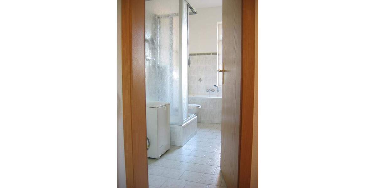 Etagenwohnung Markkleeberg - 2 Zimmer, 61 m&sup2;, 615&euro; | Angebot:25671108