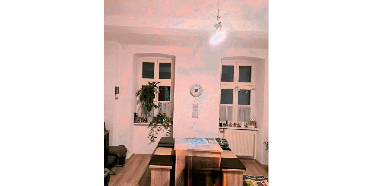 Erdgeschoßwohnung Hildburghausen - 3 Zimmer, 94 m&sup2;, 820&euro; | Angebot:25990379