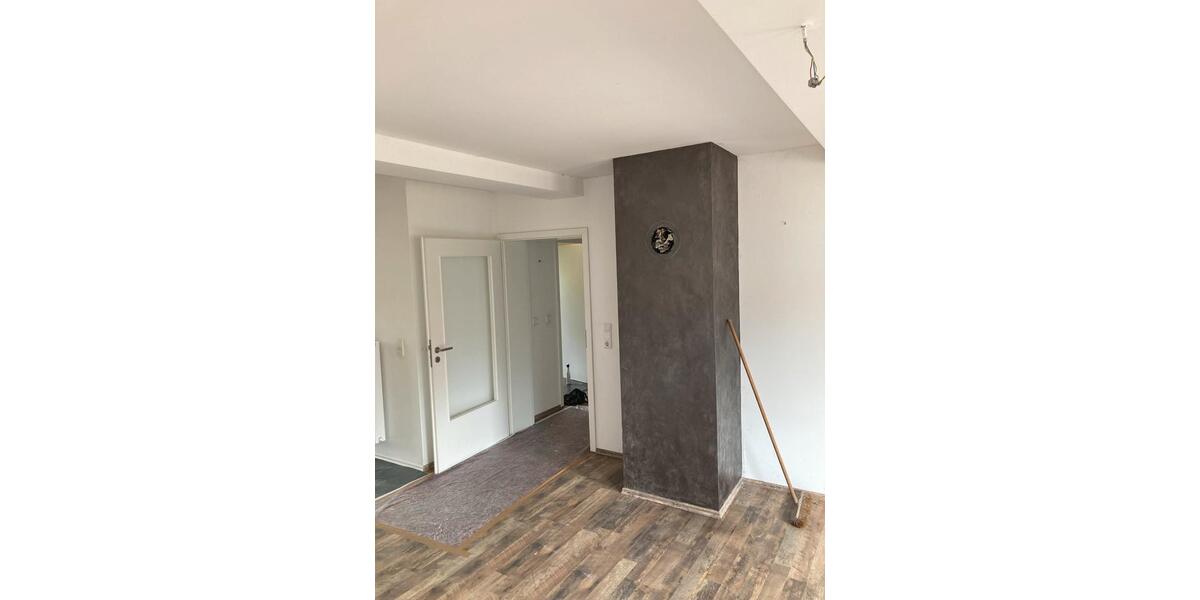 Etagenwohnung Mühlhausen (Thüringen) - 5 Zimmer, 122 m&sup2;, 735&euro; | Angebot:26591321
