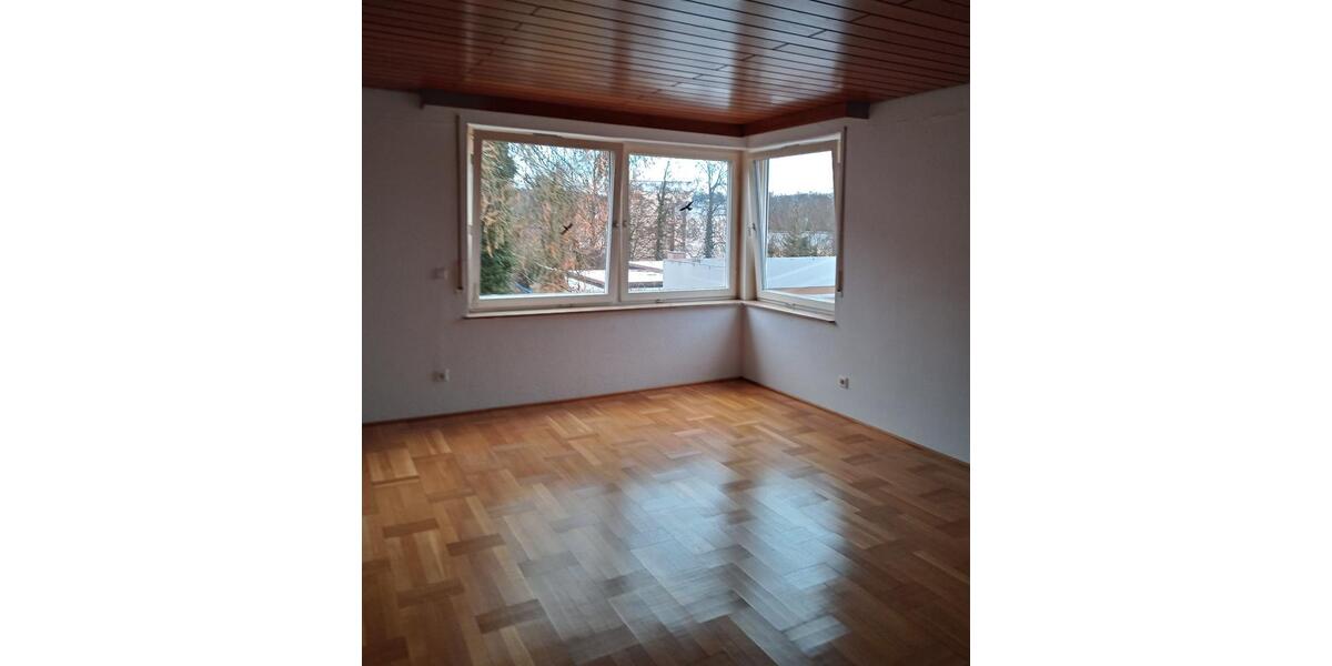 Etagenwohnung Blaustein - 2 Zimmer, 72 m&sup2;, 990&euro; | Angebot:24351599