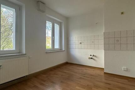Wohnung Plauen Altstadt - 3 Zimmer, 70 m&sup2;, 368&euro; | Angebot:26550243