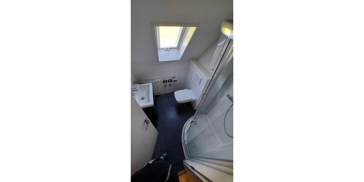 Dachgeschoßwohnung Edertal - 6 Zimmer, 90 m&sup2;, 630&euro; | Angebot:25941676