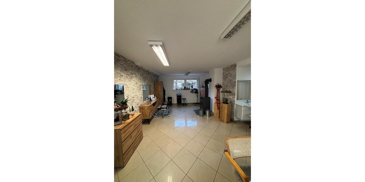 Gewerbeobjekt Durmersheim - 700&euro; | Angebot:25103352