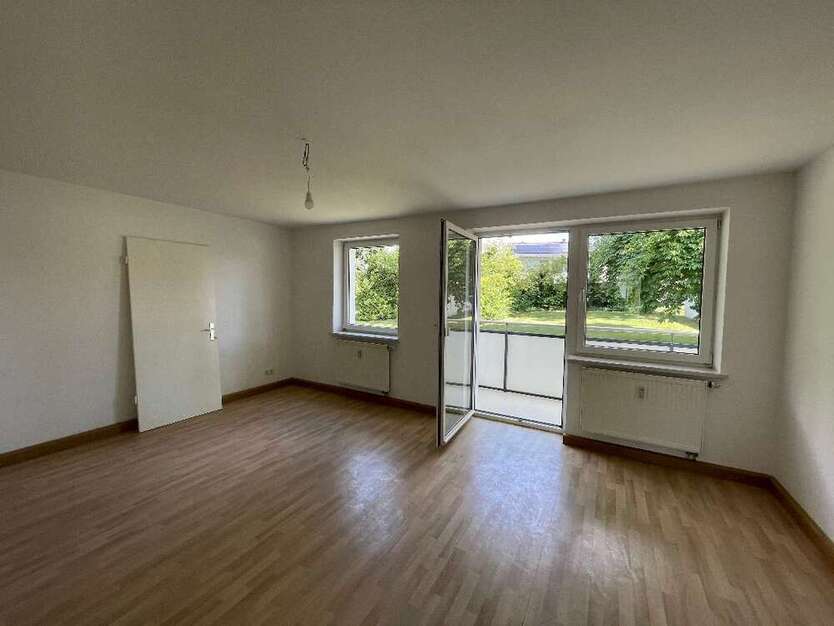 Wohnung zum Mieten in Burglengenfeld 548,31 € 71.21 m²