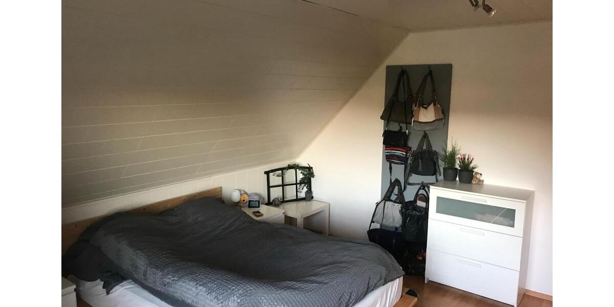 Dachgeschoßwohnung Oyten - 3 Zimmer, 84 m&sup2;, 1.100&euro; | Angebot:26517261
