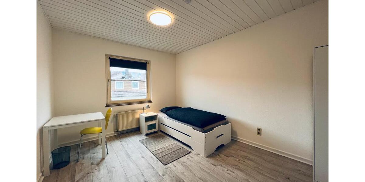Wohnen auf Zeit Düren Distelrath - 4 Zimmer, 12 m&sup2;, 17&euro; | Angebot:22456945