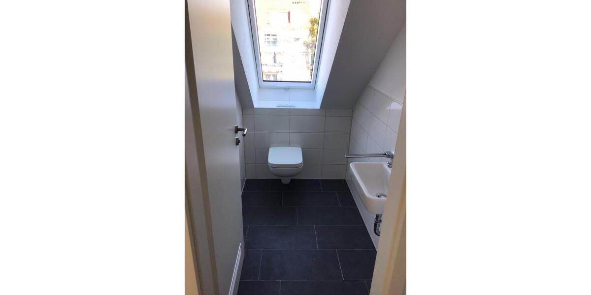 Dachgeschoßwohnung Dachau - 3 Zimmer, 88 m&sup2;, 1.636&euro; | Angebot:25996661