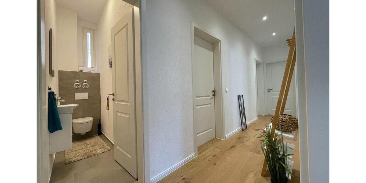 Erdgeschoßwohnung Albstadt - 4 Zimmer, 89 m&sup2;, 1.000&euro; | Angebot:24803402