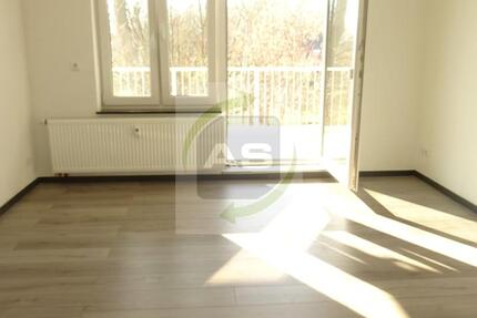 Wohnung Meerane - 3 Zimmer, 82 m&sup2;, 595&euro; | Angebot:26098087