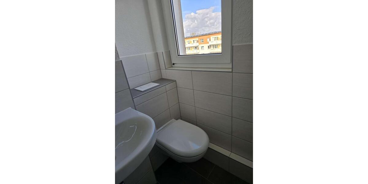 Etagenwohnung Grimmen - 2.5 Zimmer, 63 m&sup2;, 459&euro; | Angebot:23870359