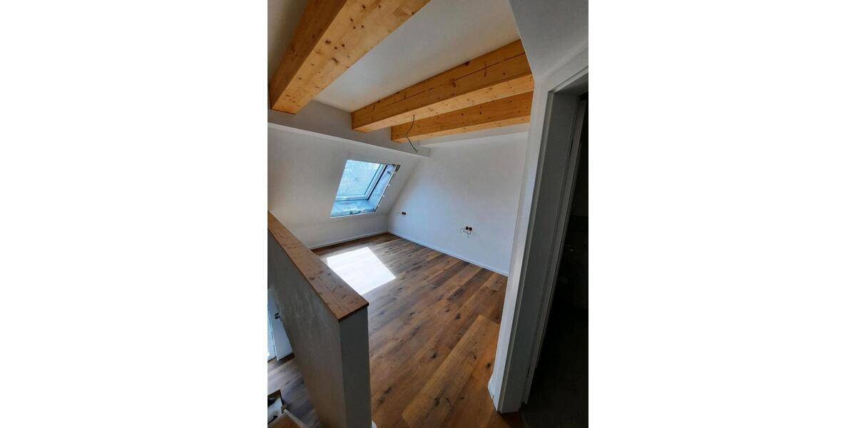 Etagenwohnung Zimmern ob Rottweil - 2 Zimmer, 420 m&sup2;, 490&euro; | Angebot:26183202