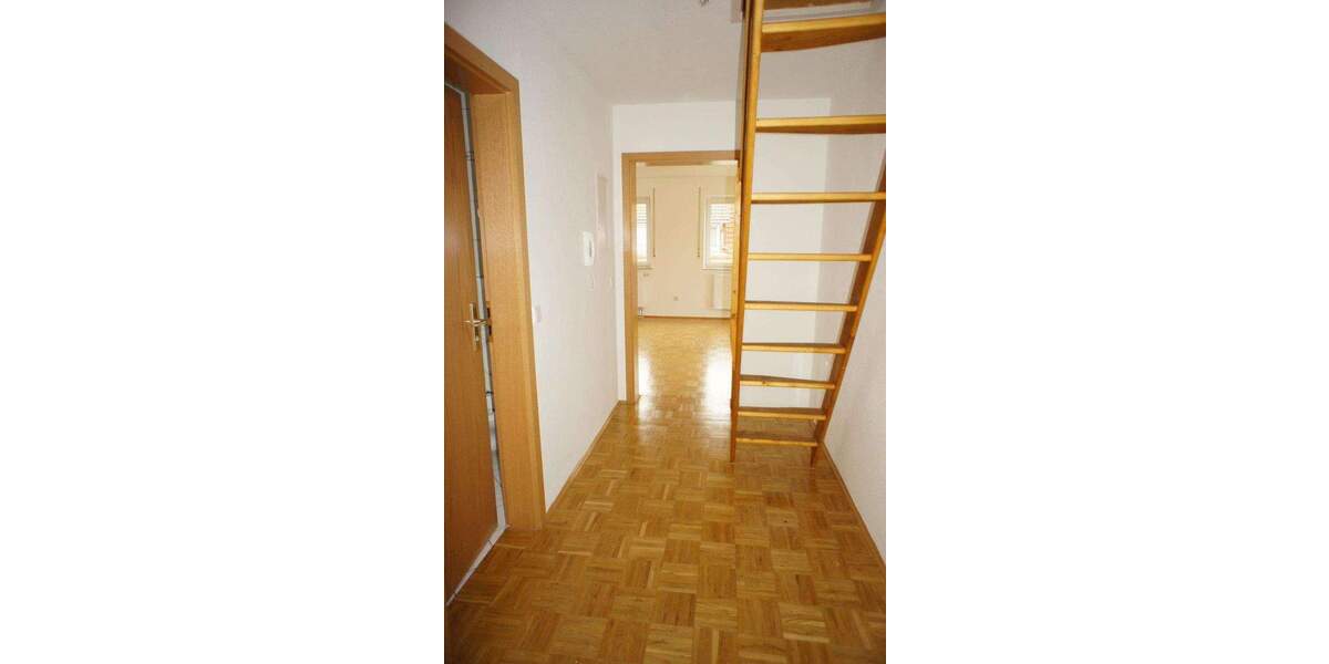 Etagenwohnung Flöha Plaue - 3 Zimmer, 65 m&sup2;, 457&euro; | Angebot:25771887