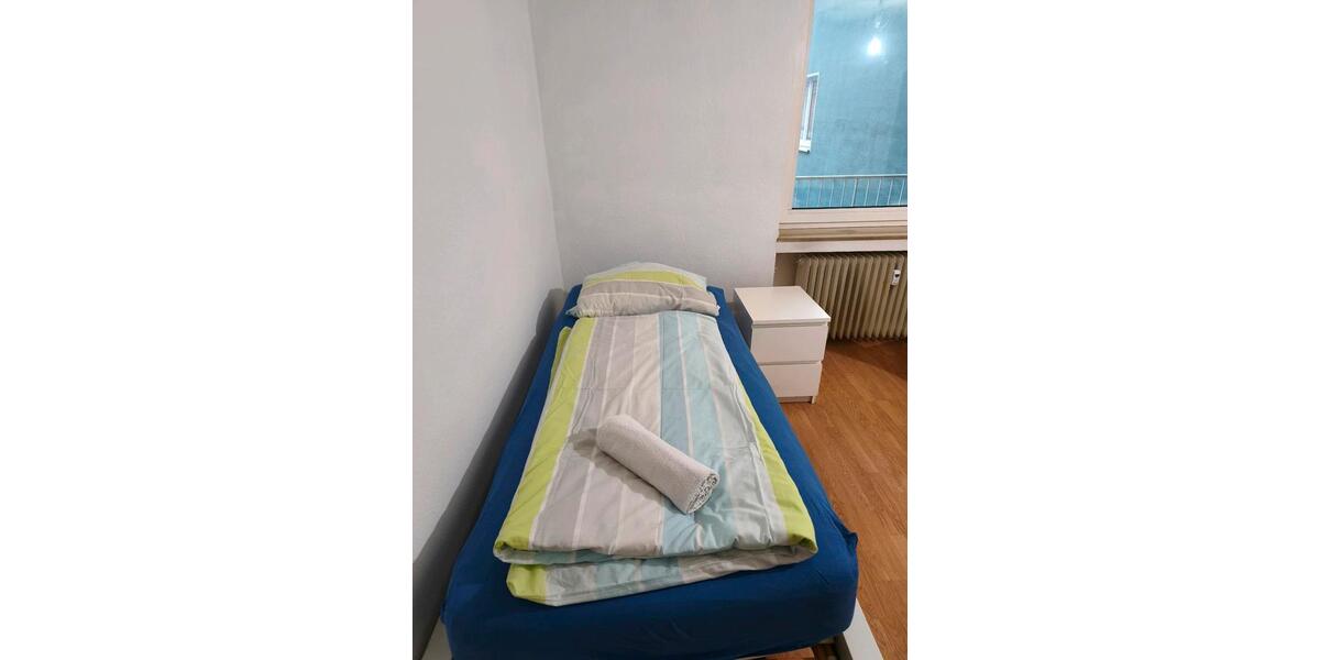 Wohnen auf Zeit Düsseldorf Stadtbezirk 3 - 1 Zimmer, 32 m&sup2;, 1.200&euro; | Angebot:26604061