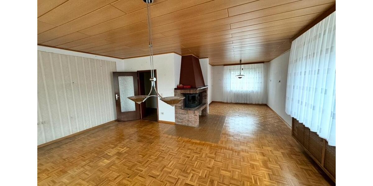 Hochparterre Celle - 3 Zimmer, 100 m&sup2;, 1.200&euro; | Angebot:26552100
