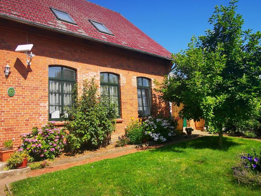 ***Gemütliche FerienWohnung*** 2 Personen+Kleinkind