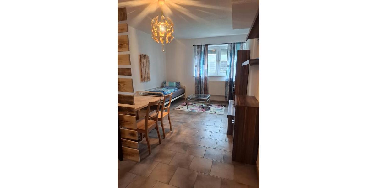 Wohnen auf Zeit Ettringen - 6 Zimmer, 160 m&sup2;, 550&euro; | Angebot:26443175