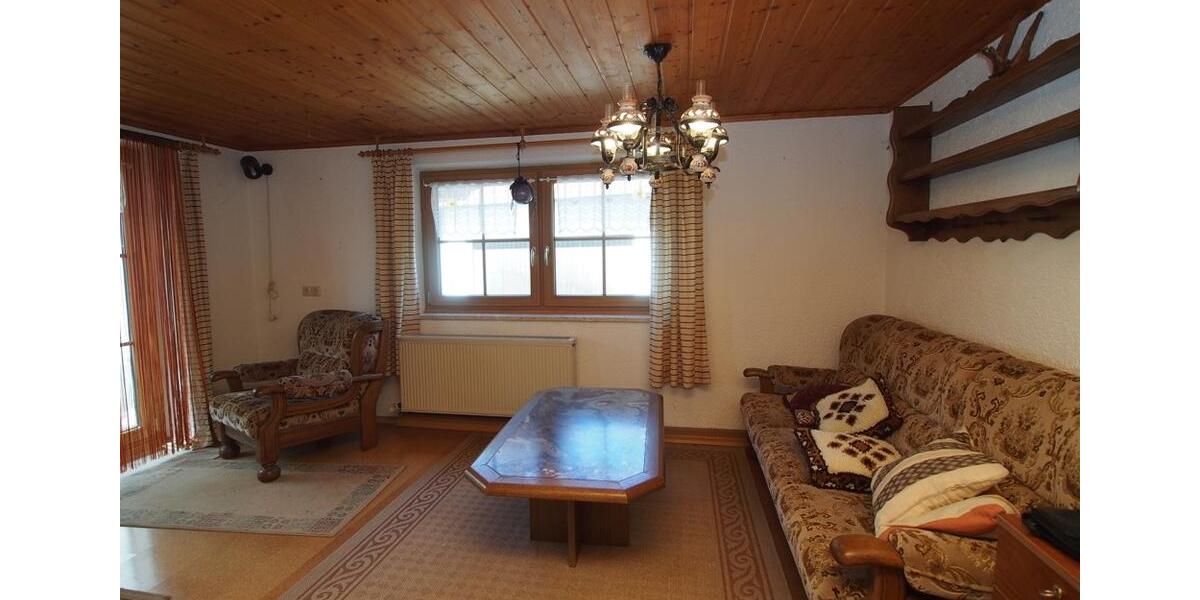 Einfamilienhaus Haibach - 8 Zimmer, 260 m&sup2;, 1.200&euro; | Angebot:26634669