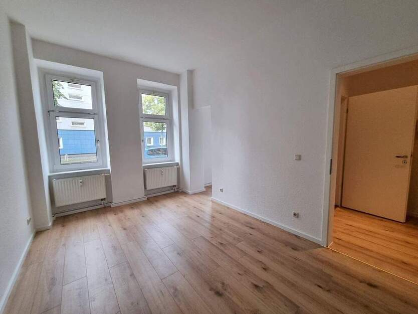 Helle ZweiraumWohnung, umfassend renoviert