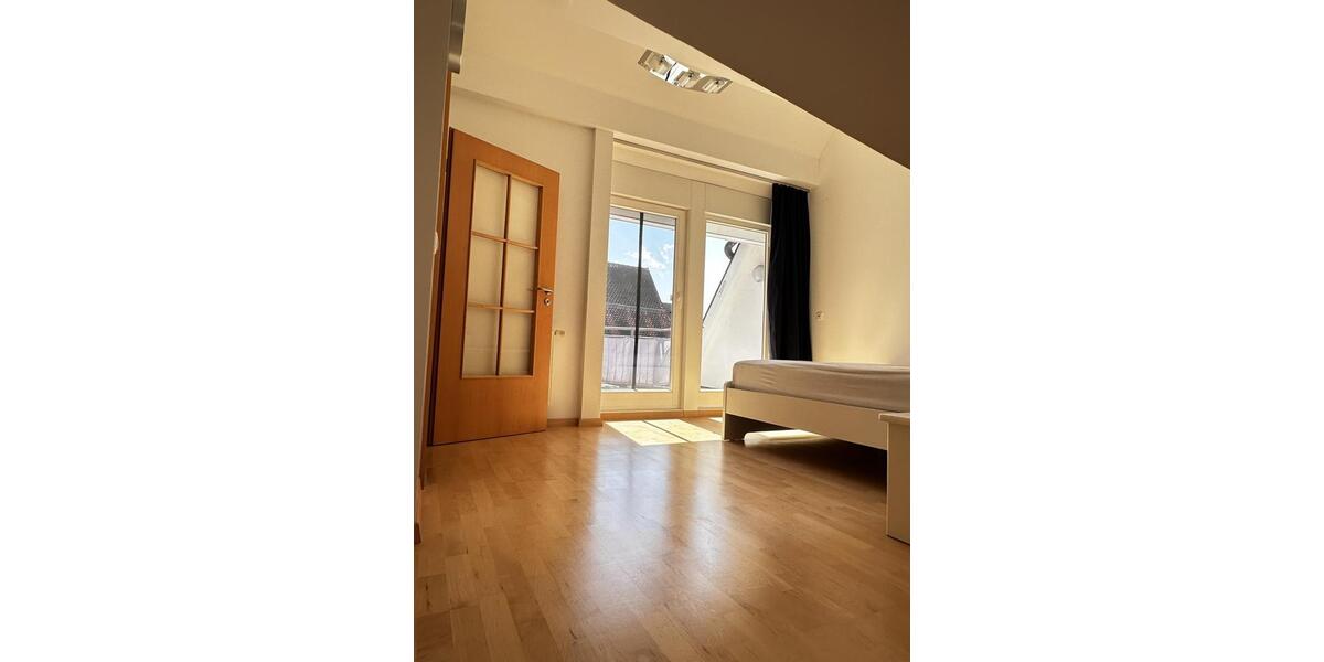 Maisonettenwohnung Villingen-Schwenningen Schwenningen - 4 Zimmer, 120 m&sup2;, 1.180&euro; | Angebot:26462756