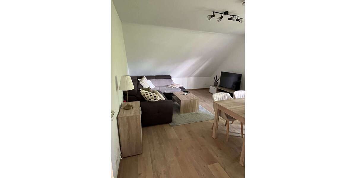 Etagenwohnung Wiesbaden Biebrich - 3 Zimmer, 61 m&sup2;, 854&euro; | Angebot:26478897