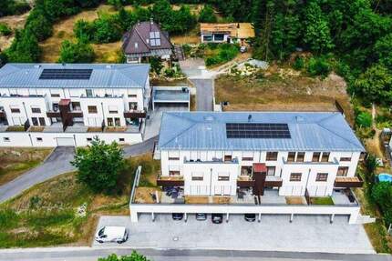 Wohnung Burglengenfeld Augustenhof - 3 Zimmer, 81 m&sup2;, 866&euro; | Angebot:24790693