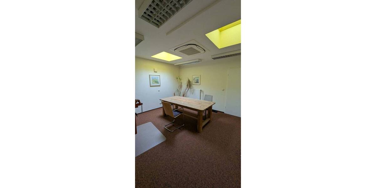 Gewerbeobjekt Schwarzenbek - 1 Zimmer, 305 m&sup2;, 2.595&euro; | Angebot:22666483