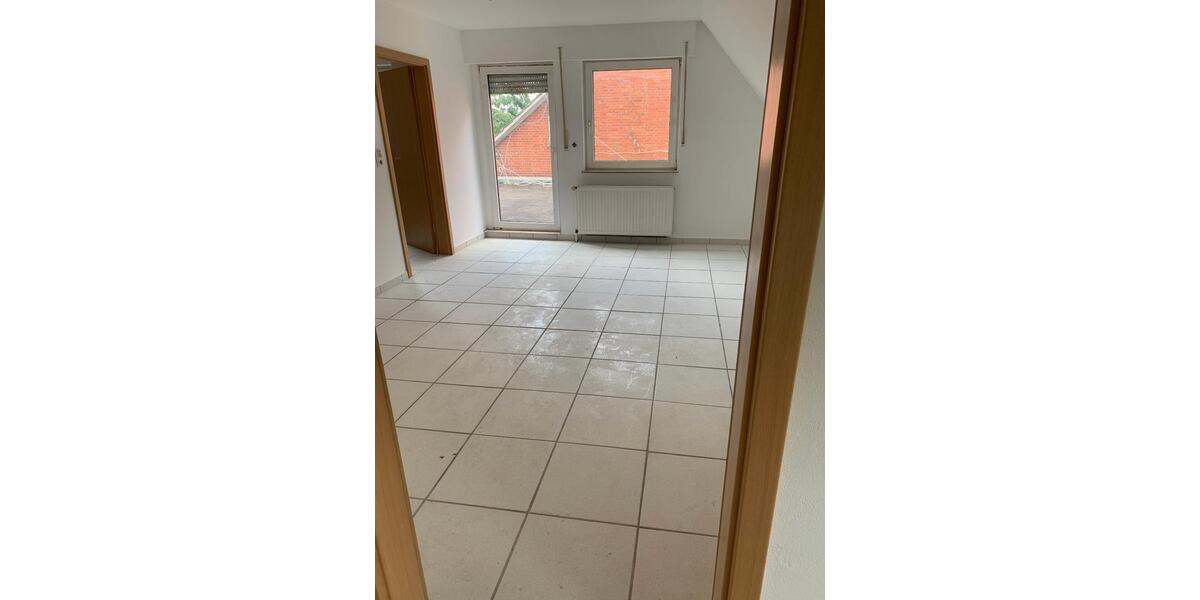 Dachgeschoßwohnung Dörpen - 3 Zimmer, 95 m&sup2;, 665&euro; | Angebot:23805662