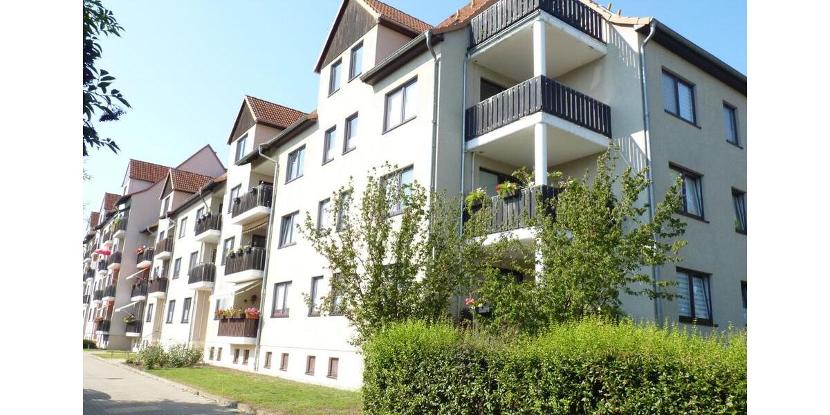 Wohnung 3-ZimmerWhg 2.OG re. 3 zimmer