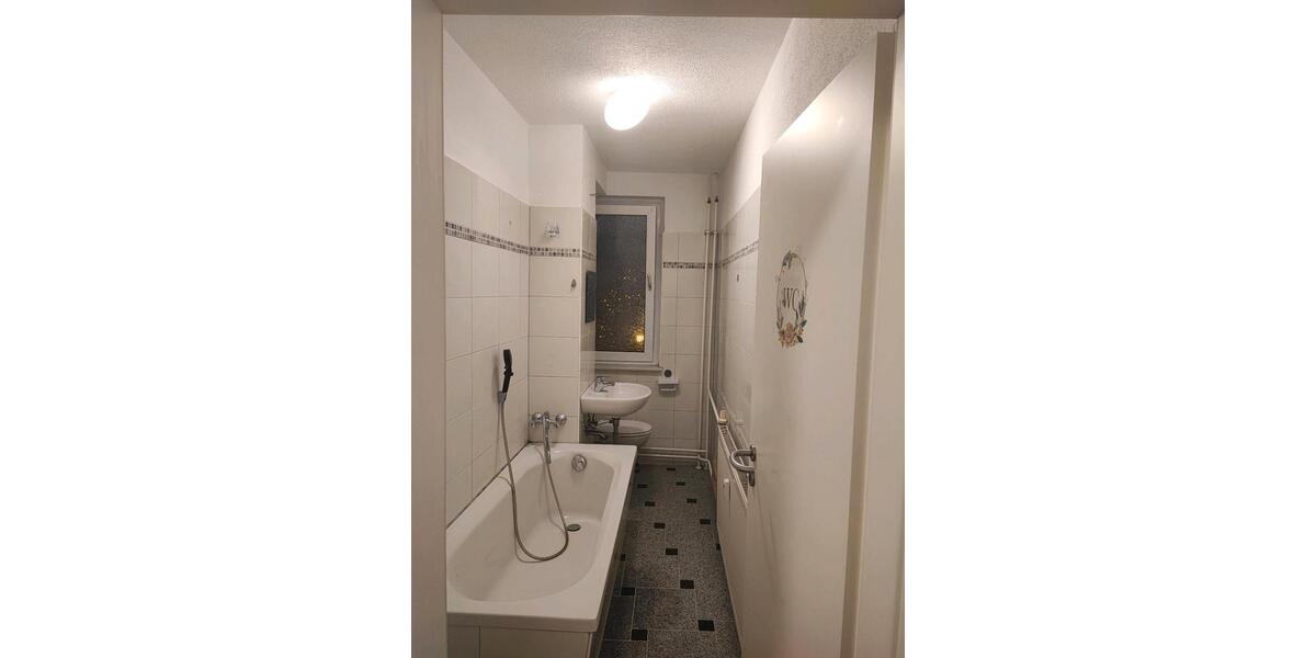 Etagenwohnung Dessau-Roßlau Dessau - 3 Zimmer, 60 m&sup2;, 530&euro; | Angebot:26647826