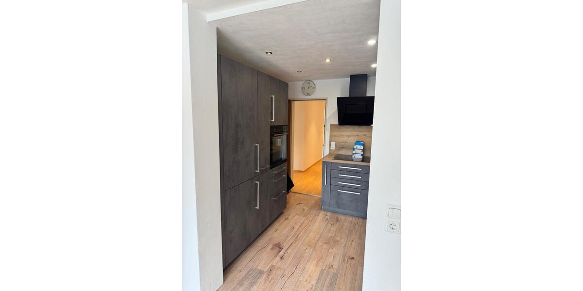 Hochparterre Kempten (Allgäu) - 2.5 Zimmer, 73 m&sup2;, 1.200&euro; | Angebot:26639966