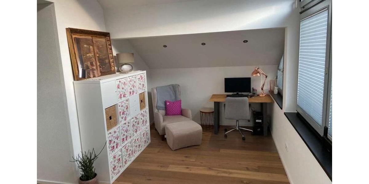 Dachgeschoßwohnung Ruderting - 4 Zimmer, 120 m&sup2;, 950&euro; | Angebot:25935688