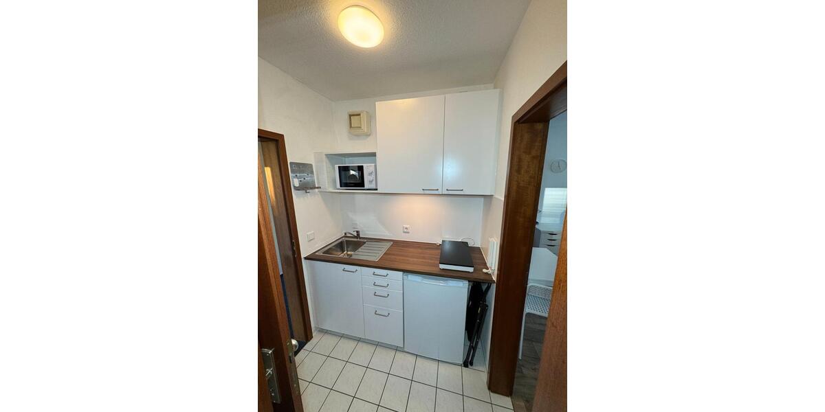 Dachgeschoßwohnung Marburg - 1 Zimmer, 22 m&sup2;, 380&euro; | Angebot:26004074